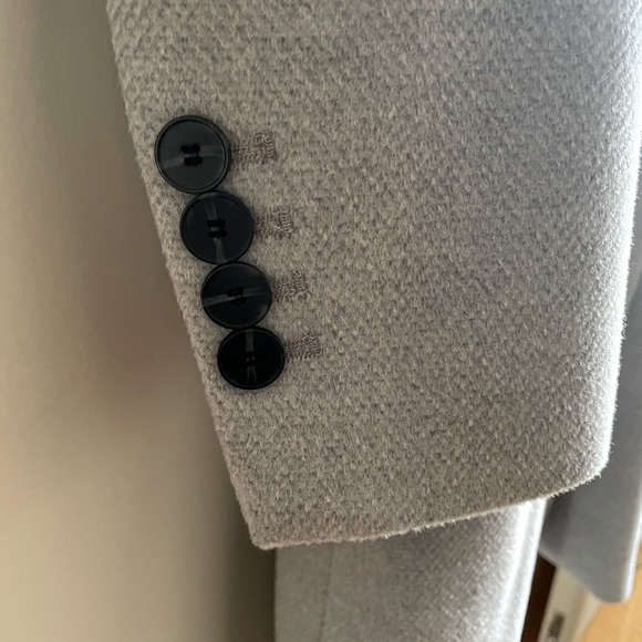 Size 8 Portman’s Grey Coat - Picture 6 of 10